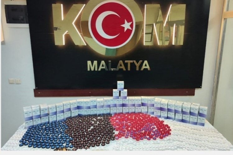 Malatya'da 2 bin 46 adet cinsel i&ccedil;erikli sahte &uuml;r&uuml;n ele ge&ccedil;irildi