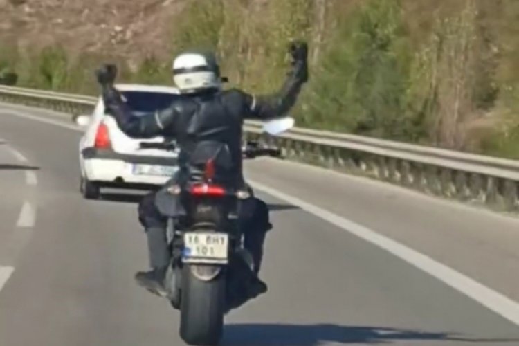 Bursa'da motor üzerinde dans etti! 