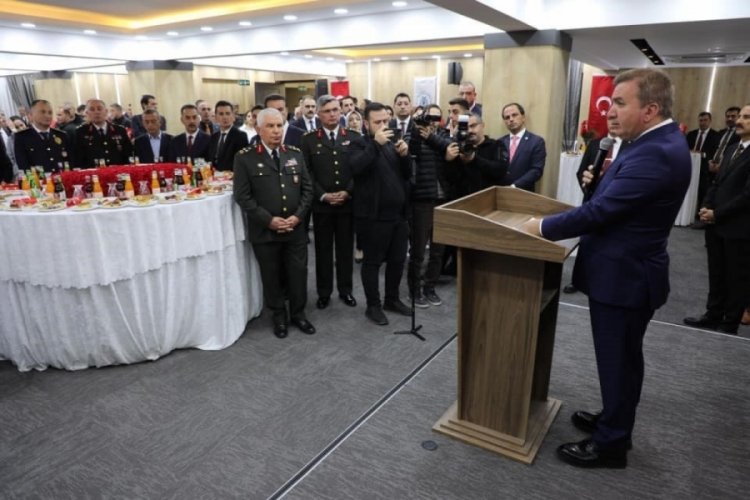 Erzincan'da Cumhuriyet Bayramı resepsiyonu