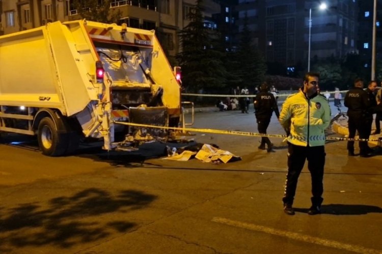 Diyarbakır'da anne ve oğluna &ccedil;&ouml;p kamyonu &ccedil;arptı: 1 &ouml;l&uuml;