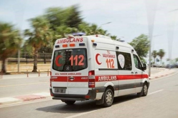 Edirne'de hasta taşıyan ambulans kaza yaptı: 7 yaralı
