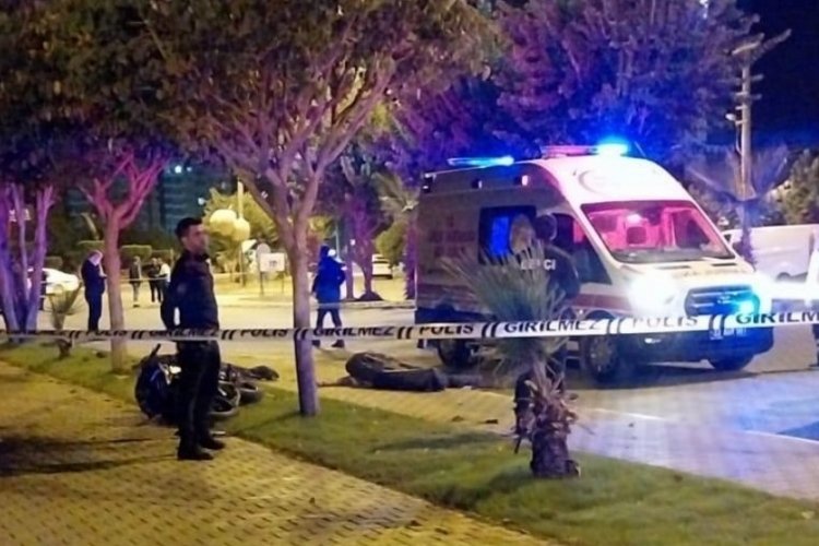 Mersin'de feci kaza: 2 &ouml;l&uuml;