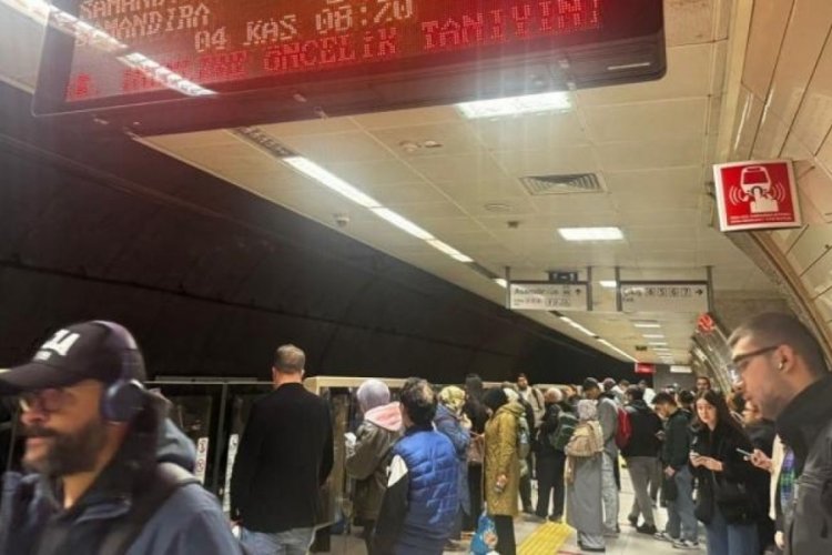 &Uuml;sk&uuml;dar-Samandıra metro hattında arıza sebebiyle yoğunluk yaşandı