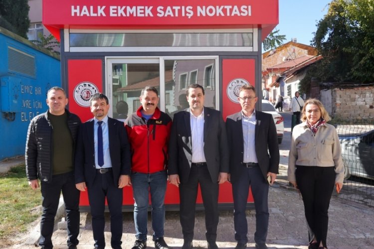 Uşak'ta halk ekmek satış noktaları hizmete sunuluyor