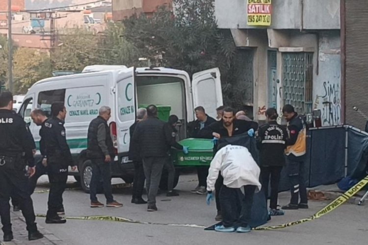 Amca çocuklarının silahlı kavgası kanlı bitti: 2 kardeş öldü