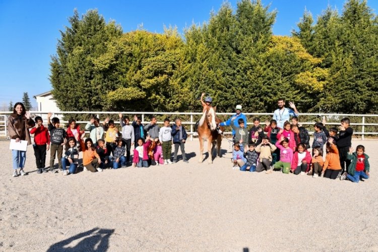 Doğal Yaşam Merkezi, mevsimlik tarım işçisi ailelerin çocuklarını ağırladı