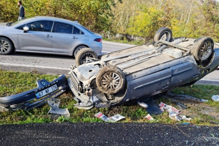 Zonguldak-Ankara kara yolunda gerçekleşen trafik kazasında: 2 yaralı