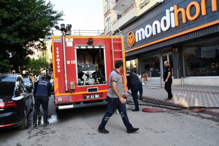 Hatay'da çıkan yangın paniğe neden oldu