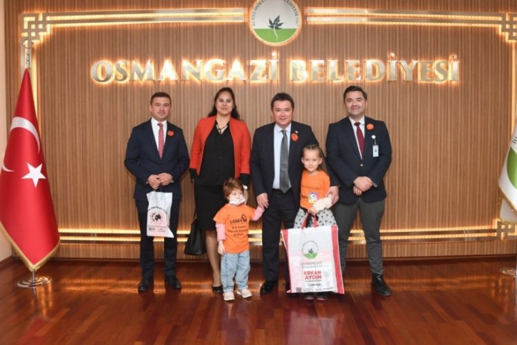 Başkan Aydın'dan lösemili çocuklara destek çağrısı