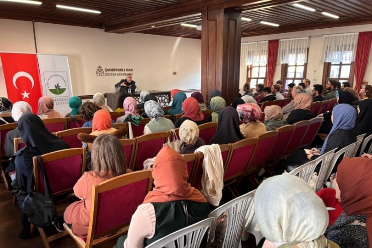 Bursa Osmangazi Belediyesi'nden üniversitelilere akademik destek