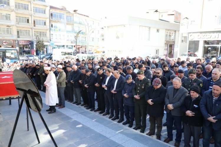 Çorum'da Kore gazisi vefat etti, çok sayıda vatandaş katıldı