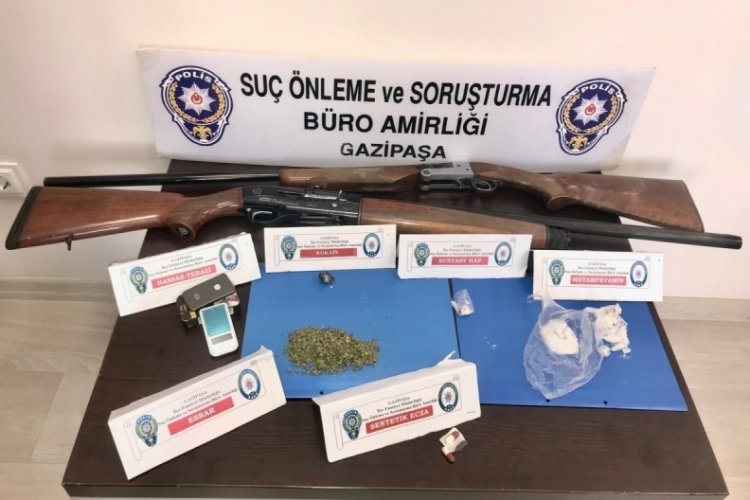 Antalya'da uyuşturucu operasyonu! 3 tutuklu...