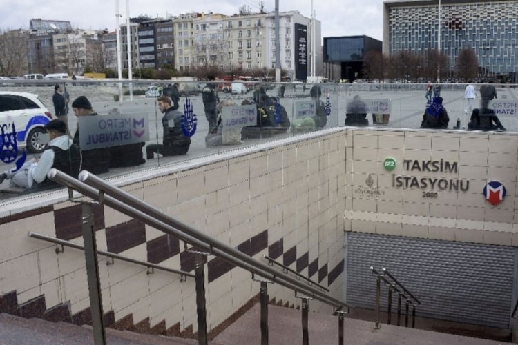 Taksim metrosunda intihar girişimi