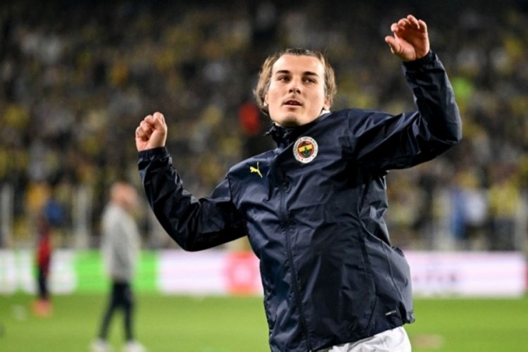 Fenerbahçe'nin omurgasında sakatlık! Çağlar Söyüncü devam edemedi