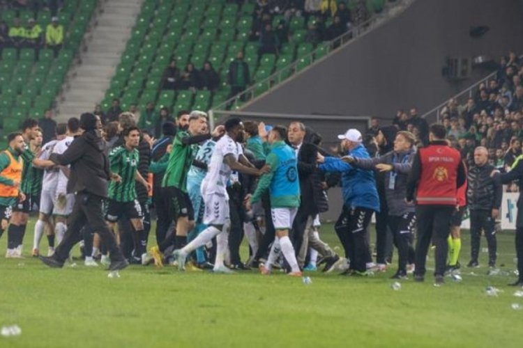Kocaelispor Başkanı Recep Durul'dan, Sakaryaspor ma&ccedil;ındaki olaylarla ilgili sert a&ccedil;ıklama!