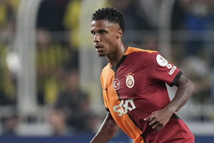 Sahalara geri d&ouml;nen Ismail Jakobs kimdir? Ismail Jakobs neden sakatlandı?