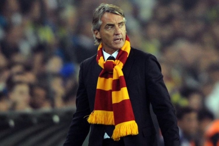 Roma'nın yeni teknik direkt&ouml;r adayı Mancini kimdir? Mancini daha &ouml;nce hangi takımları &ccedil;alıştırdı?