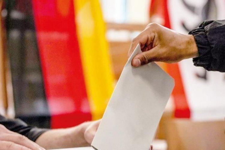 Almanya erken se&ccedil;imi konuşuyor: 'Yeterince k&acirc;ğıt yok' tartışması
