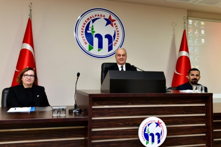 Bursa'da Mustafakemalpaşa Belediye Başkanı Erdem mali sıkıntılara dikkat &ccedil;ekti