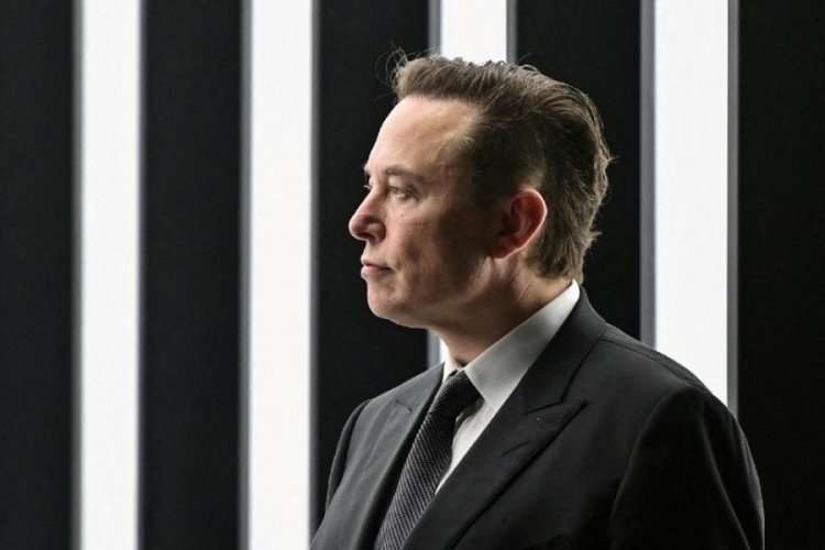 Elon Musk: Gelin Mars'ı işgal edelim