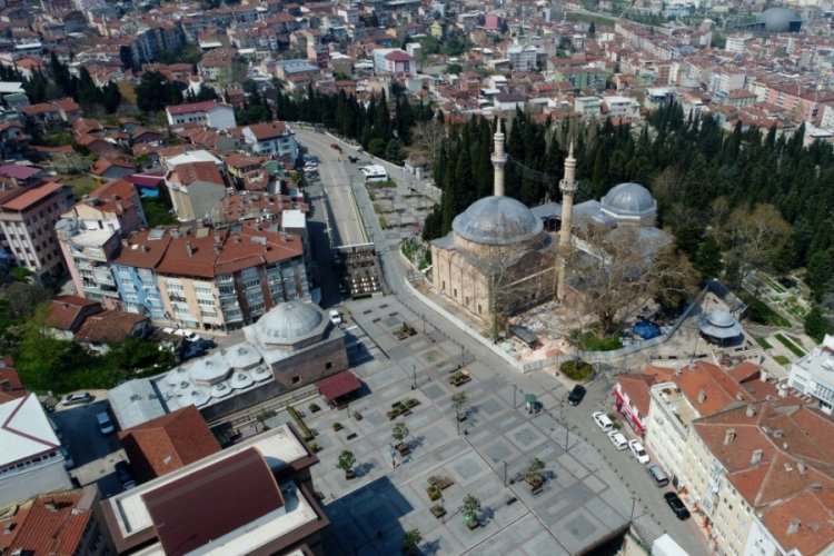 Tarihi cami ve türbelerden güvenlikçilerin çekilmesine AK Parti İl Başkanı Gürkan'dan tepki