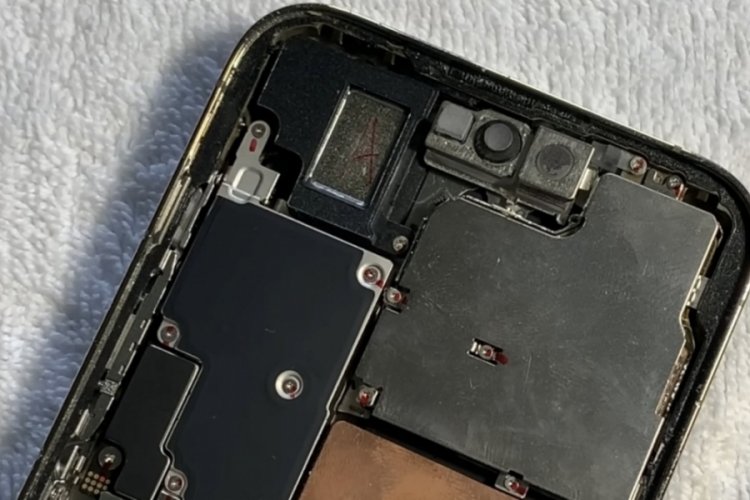 iPhone 14 Pro'nun daha önce görülmemiş bir prototipi gün yüzüne çıktı!