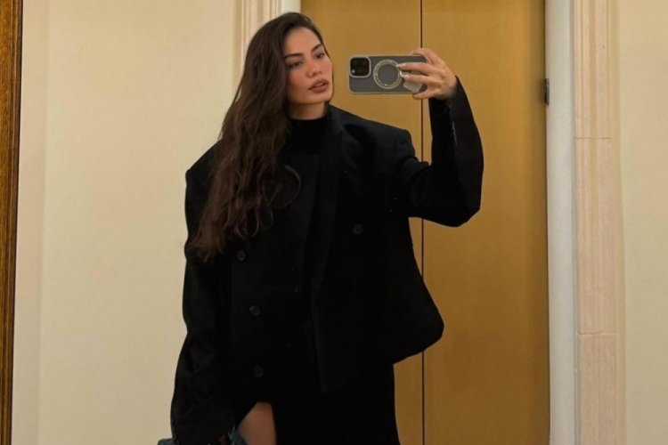  Demet Özdemir'den New York sokaklarında cesur pozlar