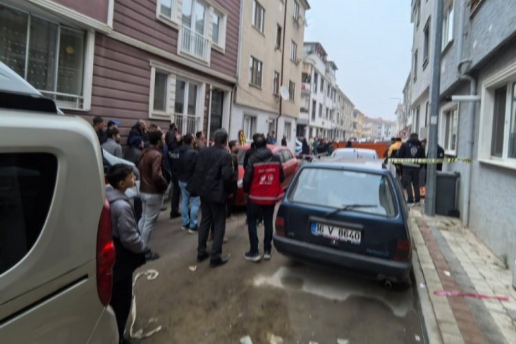 Bursa'da karısını kemerle boğarak öldürüp intihar girişiminde bulundu