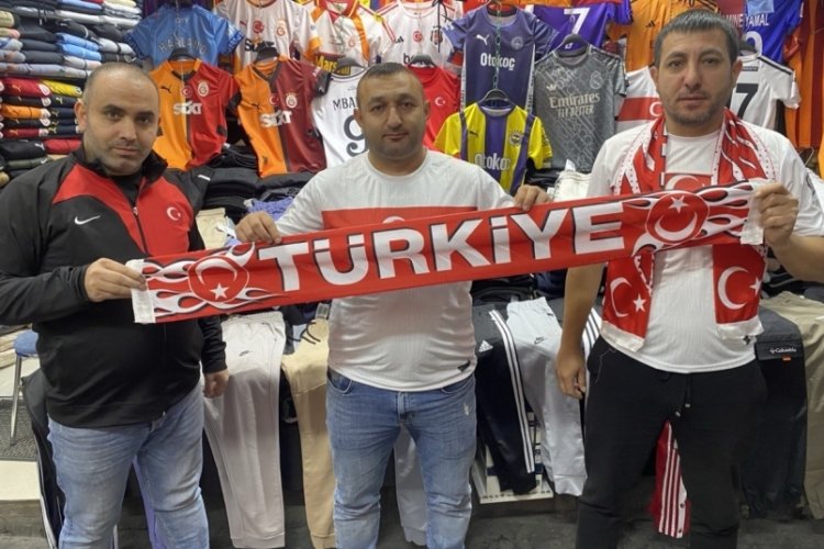 Kayseri'de milli takım formalarının satışı arttı