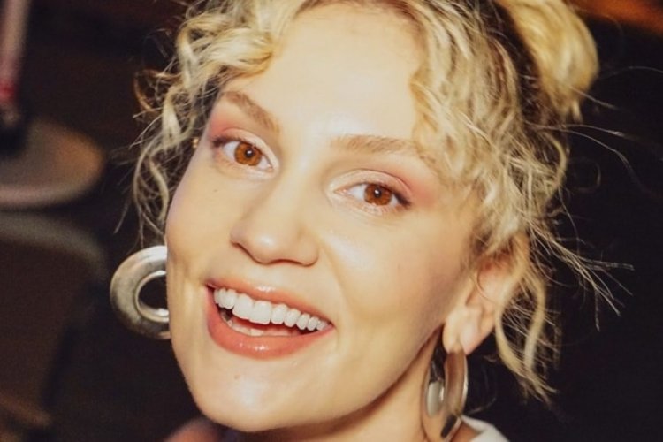 Farah Zeynep Abdullah'tan ilginç Ahsen Eroğlu yorumu!