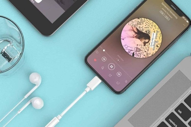 Apple'dan kablolu kulaklık kullananlara üzücü haber!