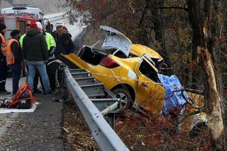 Manisa'da kaza yapan taksideki genç mühendis hayata gözlerini yumdu