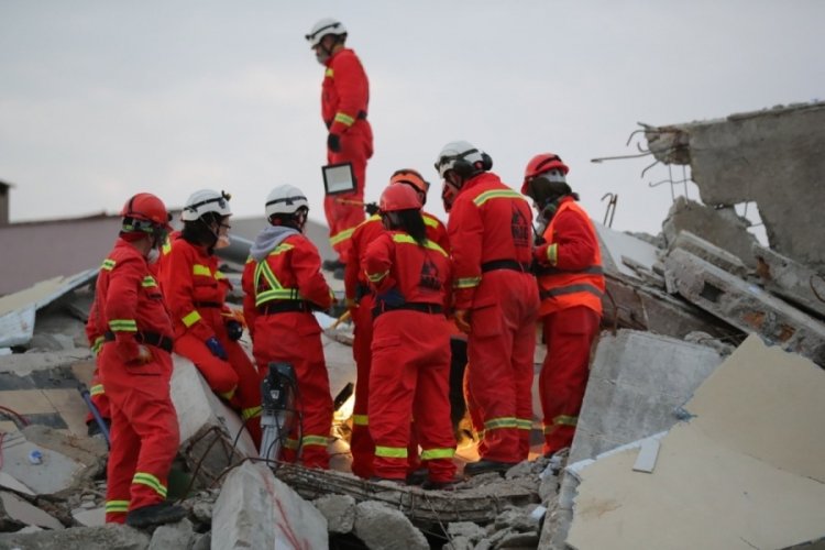 Bursa'da Mag-Der deprem tatbikatı gerçekleştirdi