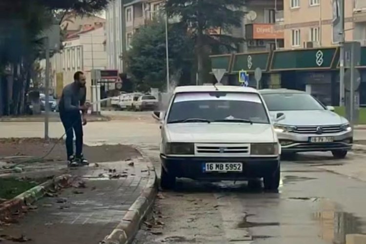 Bursa'da aracını sokak çeşmesinde yıkayan sürücüye ceza yağdı