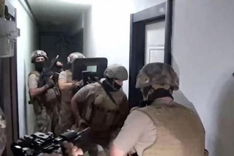 Bakan Yerlikaya a&ccedil;ıkladı! Bursa dahil 9 ilde operasyon