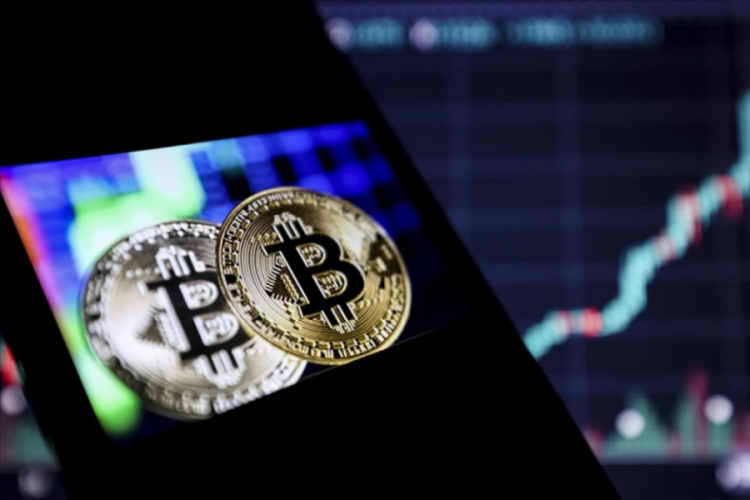 Bitcoin'de yeni rekor: İlk kez 97 bin doları aştı