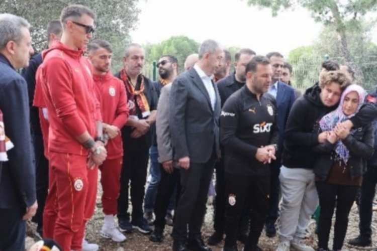 Galatasaray'dan Yiğit Kurt'un kabrine ziyaret