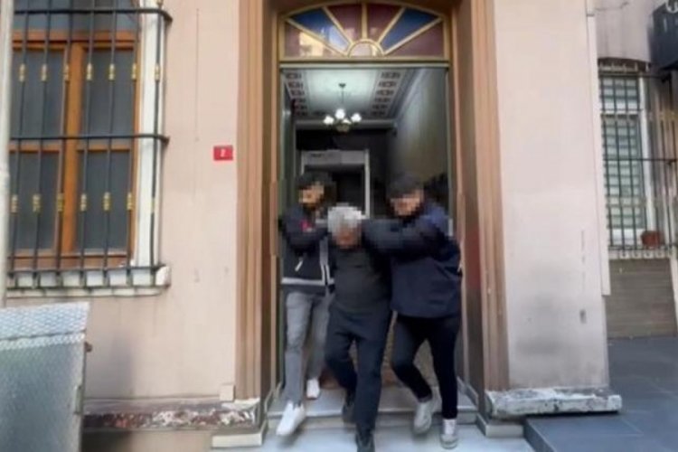 İstanbul'da dehşet! Annesini d&ouml;verek &ouml;ld&uuml;rd&uuml;