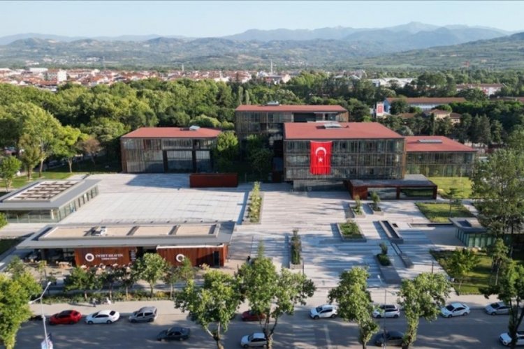 Bursa İneg&ouml;l Belediyesi hafta sonu mesaiye devam ediyor!