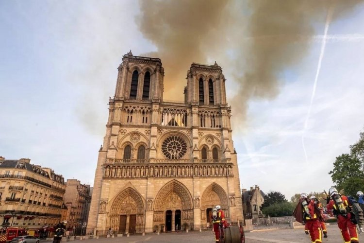 Notre Dame Katedrali 7 Aralık'ta yeniden a&ccedil;ılıyor: Papa a&ccedil;ılışa katılmayı reddetti