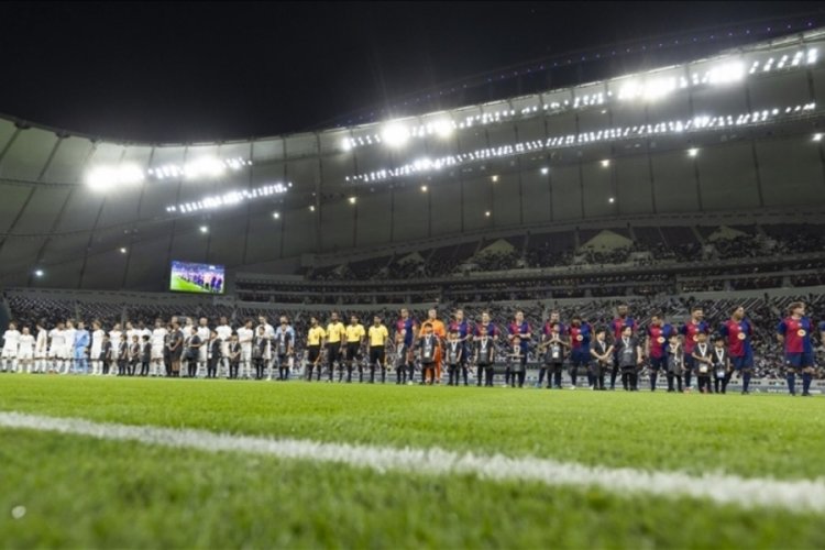 El Clasico efsaneleri Katar'da karşı karşıya geldi!