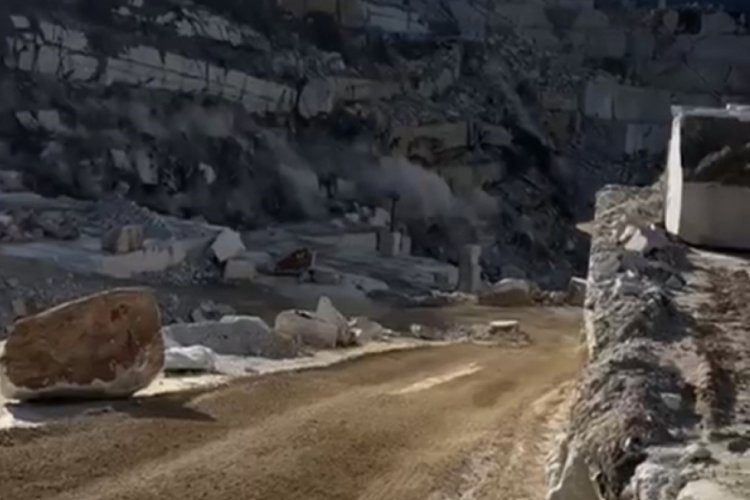 Marmara Adası mermer ocağında yeniden toprak kayması