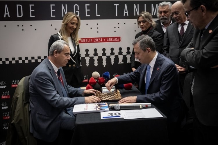 &Ouml;zg&uuml;r &Ouml;zel, G&ouml;rme Engelliler Ulusal Satran&ccedil; Turnuvası'nın a&ccedil;ılışında konuştu
