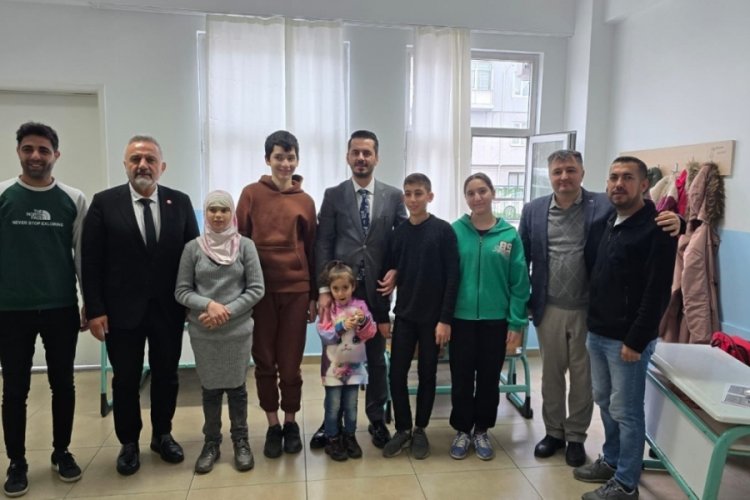 Bursa'da Adnan Kurtuluş'tan D&uuml;nya Engelliler G&uuml;n&uuml;'nde anlamlı ziyaret
