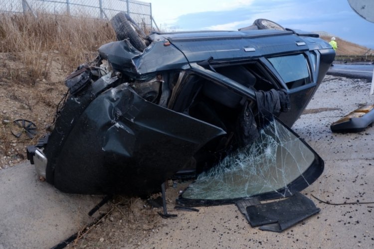 Sağanak yağışta dikkat! Trafik kazasında 3 yaralı