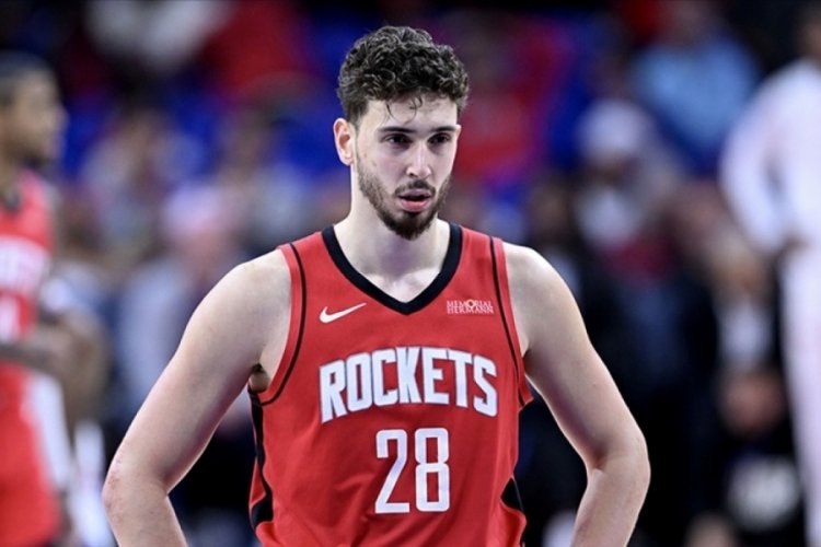 NBA'de Alperen Şeng&uuml;n, galibiyete double double ile katkı yaptı