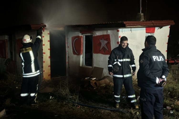 Kırklareli'nde bir evde &ccedil;ıkan yangın s&ouml;nd&uuml;r&uuml;ld&uuml;