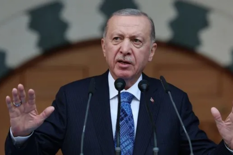Cumhurbaşkanı Erdoğan: Suriyelilerin d&ouml;nd&uuml;klerinde de yanında olacağız!
