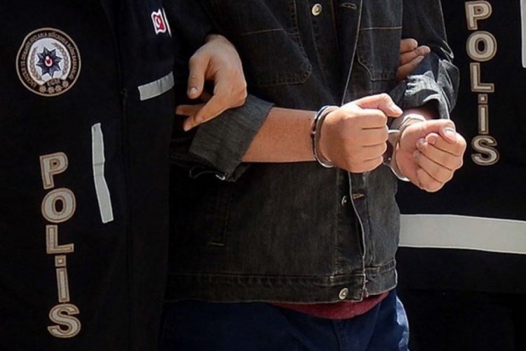 30 yıl 7 ay hapisle aranıyordu: Saklandığı evde yakalandı