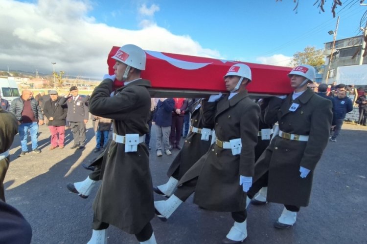 Gazi son yolculuğuna uğurlandı